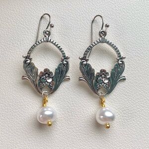 Elegant Silver Floral Earrings with Pearls